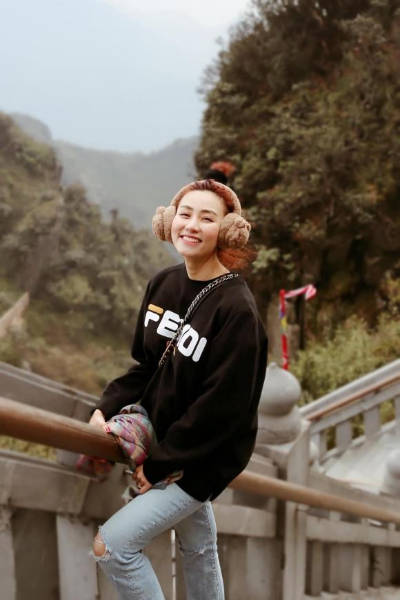 Bất ngờ bị chụp lén, nhan sắc của Ngân Khánh ra sao ở tuổi 35? - Hình 5 Bat ngo bi chup len, nhan sac cua Ngan Khanh ra sao o tuoi 35?-Hinh-5