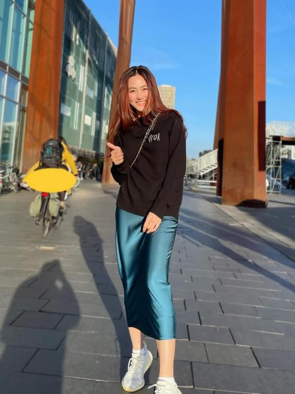 Bất ngờ bị chụp lén, nhan sắc của Ngân Khánh ra sao ở tuổi 35? - Hình 6 Bat ngo bi chup len, nhan sac cua Ngan Khanh ra sao o tuoi 35?-Hinh-6