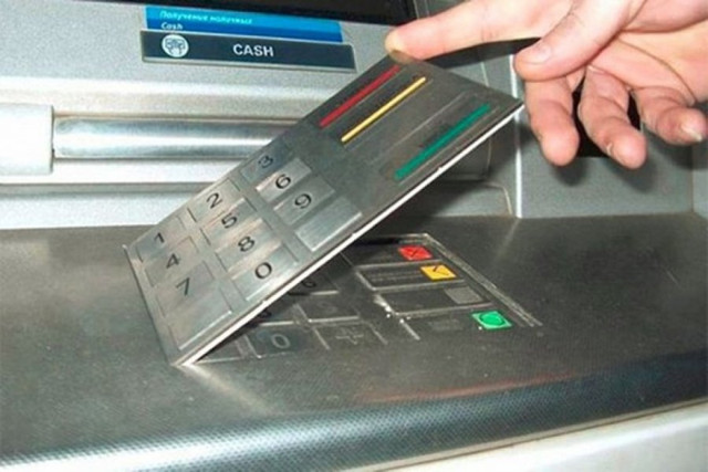 Rút tiền tại cây ATM phải chú ý 3 điểm này, kẻo mất tiền oan - Hình 7 Rut tien tai cay ATM phai chu y 3 diem nay, keo mat tien oan-Hinh-7