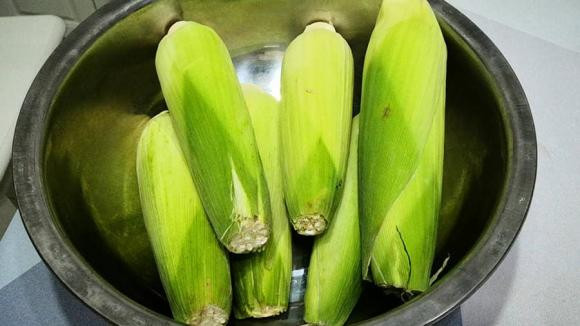 3 loại người sau nên ăn ít ngô, chú ý những điều cấm kỵ - Hình 8 3 loai nguoi sau nen an it ngo, chu y nhung dieu cam ky-Hinh-8