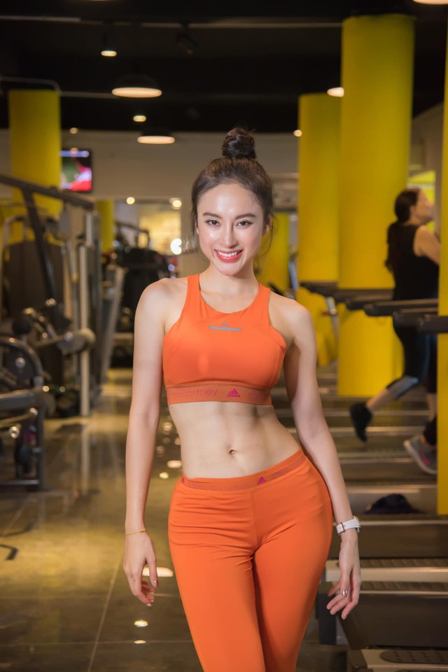 Angela Phương Trinh nhiều năm nâng tạ: Vòng 3 trái đào, cơ bắp cuồn cuộn - Hình 3 Angela Phuong Trinh nhieu nam nang ta: Vong 3 trai dao, co bap cuon cuon-Hinh-3