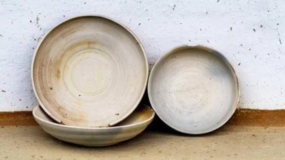 “Hai thứ đồ cũ, nghèo đến mấy cũng đừng giữ”, đó là đồ gì? - Hình 3 “Hai thu do cu, ngheo den may cung dung giu”, do la do gi?-Hinh-3