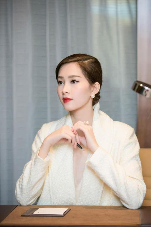 Loạt ảnh cách đây 8 năm trước của Đặng Thu Thảo - Hình 2 Loat anh cach day 8 nam truoc cua Dang Thu Thao-Hinh-2