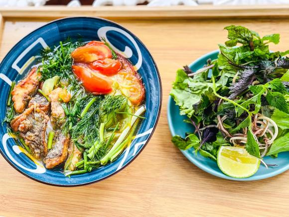 Nấu canh chua cá nên cho nước lạnh hay nước nóng? - Hình 6 Nau canh chua ca nen cho nuoc lanh hay nuoc nong?-Hinh-6