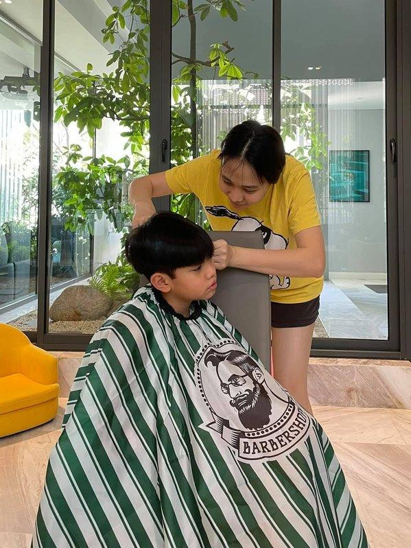 2 sao nữ xứng đáng hưởng giàu sang trong căn hộ bạc tỷ - Hình 32 2 sao nu xung dang huong giau sang trong can ho bac ty-Hinh-32