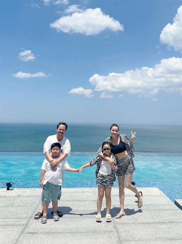 Trang Nhung tuổi 38: Chồng đạo diễn yêu chiều - Hình 6 Trang Nhung tuoi 38: Chong dao dien yeu chieu-Hinh-6