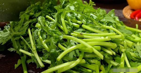 Loại nước có thể gây ung thư, một số người vẫn uống hàng ngày - Hình 11 Loai nuoc co the gay ung thu, mot so nguoi van uong hang ngay-Hinh-11