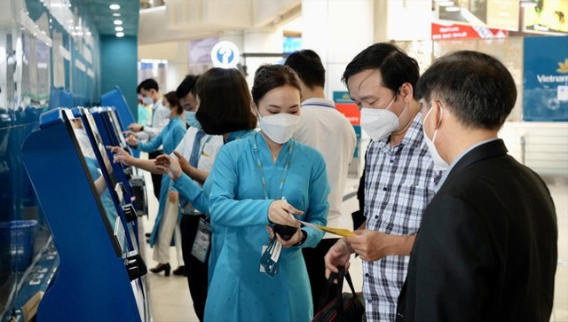 Đi lại dịp Tết tăng vọt: Tăng chuyến bay nhưng giá vé cao Di lai dip Tet tang vot: Tang chuyen bay nhung gia ve cao