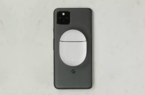 Goolge Pixel 5 sẽ thành đế sạc không dây khi cắm cáp USB-C Goolge Pixel 5 se thanh de sac khong day khi cam cap USB-C