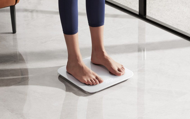 Huawei ra mắt cân điện tử Smart Body Fat Scale 3 Huawei ra mat can dien tu Smart Body Fat Scale 3
