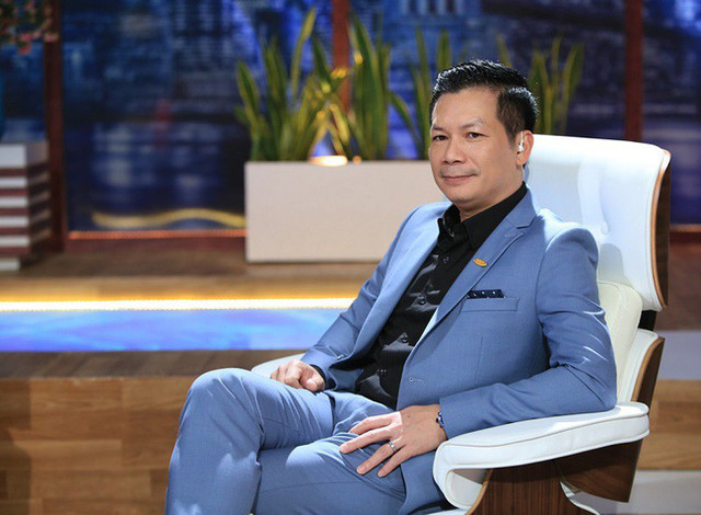 Shark Hưng đăng ảnh khoe 2 con, tiết lộ hôn nhân qua “một lần đò“ Shark Hung dang anh khoe 2 con, tiet lo hon nhan qua “mot lan do“