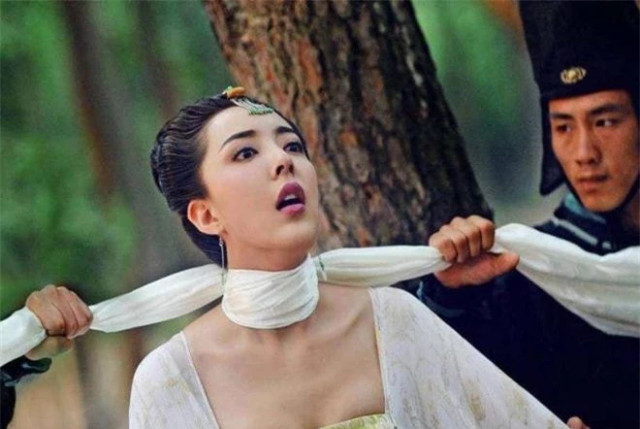 Tại sao khi an táng các phi tần xưa lại bị bịt hậu môn? - Hình 4 Tai sao khi an tang cac phi tan xua lai bi bit hau mon?-Hinh-4