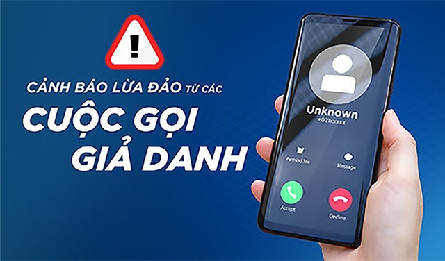 Cụ bà bị kẻ giả danh công an lừa hơn 300 triệu đồng. Cu ba bi ke gia danh cong an lua hon 300 trieu dong.