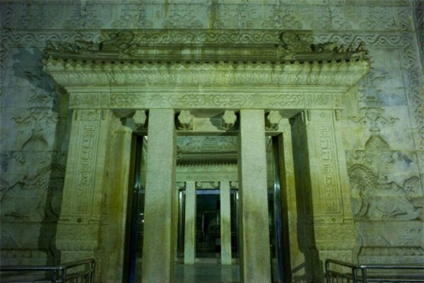 Lăng mộ Càn Long đế và những bí ẩn không thể giải thích - Hình 3 Lang mo Can Long de va nhung bi an khong the giai thich-Hinh-3