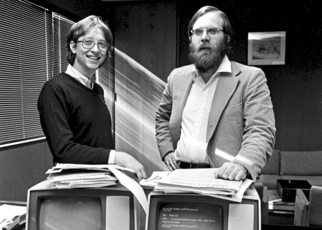 40 năm Bill Gates thay đổi thế giới cùng Microsoft - Hình 2 40 nam Bill Gates thay doi the gioi cung Microsoft-Hinh-2