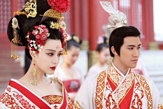 Vì sao phim Trung Quốc có nhiều sạn ngớ ngẩn gây cười? Vi sao phim Trung Quoc co nhieu san ngo ngan gay cuoi?