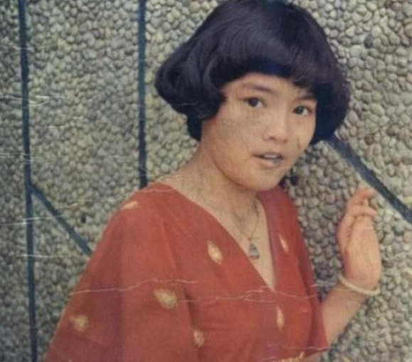 Sao nhí khốn khổ nhất Cbiz bị bà nội tiêm thuốc kìm hãm dậy thì - Hình 6 Sao nhi khon kho nhat Cbiz bi ba noi tiem thuoc kim ham day thi-Hinh-6