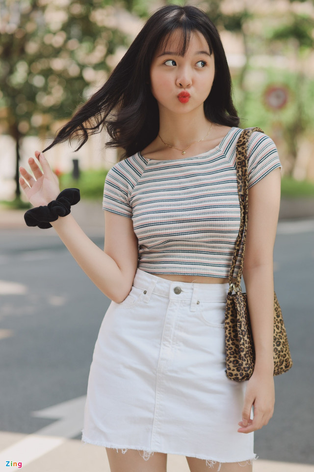 Ảnh đời thường của Lâm Thanh Mỹ ở tuổi 15 - Hình 3 Anh doi thuong cua Lam Thanh My o tuoi 15-Hinh-3
