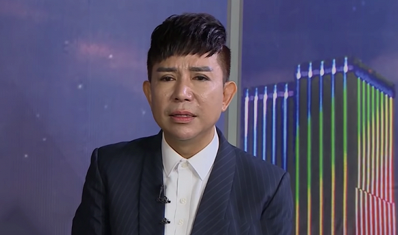 'Bà 8 showbiz' Long Nhật: 'Cái giá của mượn scandal để nổi tiếng đắt lắm!' - Hình 3 'Ba 8 showbiz' Long Nhat: 'Cai gia cua muon scandal de noi tieng dat lam!'-Hinh-3