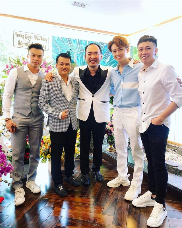 Ngô Kiến Huy giảm cân mà đôi chân ngày càng giống 'củi khô' - Hình 6 Ngo Kien Huy giam can ma doi chan ngay cang giong 'cui kho'-Hinh-6