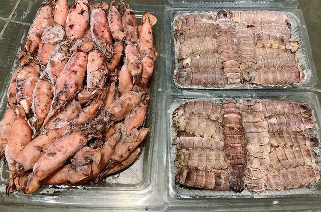 Cách ly ở nhà, lương 25 triệu vợ chồng trẻ không tiêu 1 xu Cach ly o nha, luong 25 trieu vo chong tre khong tieu 1 xu