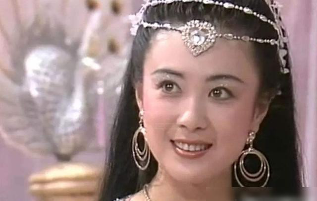 'Đát Kỷ đẹp nhất màn ảnh' lao đao vì bê bối ma túy, tù tội - Hình 2 'Dat Ky dep nhat man anh' lao dao vi be boi ma tuy, tu toi-Hinh-2