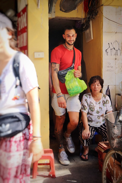 Hoạt động kinh doanh thú vị trong các con ngõ nhỏ - Hình 9 Hoat dong kinh doanh thu vi trong cac con ngo nho-Hinh-9