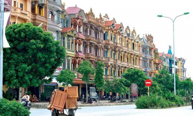 Làng tỷ phú giàu bậc nhất ở đồng bằng Bắc Bộ nhờ nghề mộc Lang ty phu giau bac nhat o dong bang Bac Bo nho nghe moc