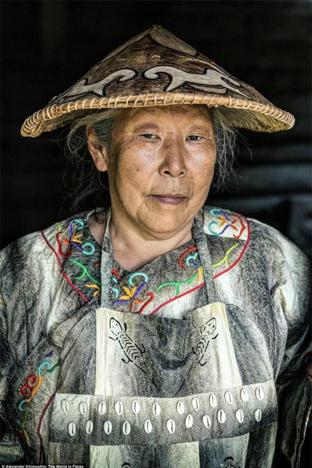 Khó tin bộ tộc cứ đầu năm mới lại "đổi vợ" cho nhau để lấy may - Hình 2 Kho tin bo toc cu dau nam moi lai