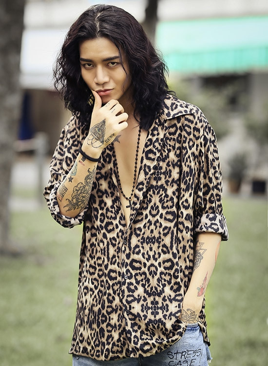 BB Trần 'đánh ghen lồng lộn' khi trai trẻ xuất hiện tại nhà Jun Phạm - Hình 2 BB Tran 'danh ghen long lon' khi trai tre xuat hien tai nha Jun Pham-Hinh-2