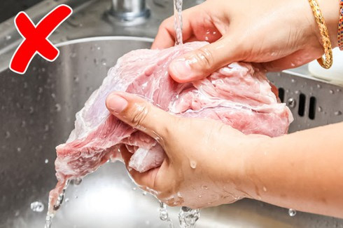10 sai lầm khi nấu ăn gây nguy hiểm cho sức khỏe - Hình 2 10 sai lam khi nau an gay nguy hiem cho suc khoe-Hinh-2