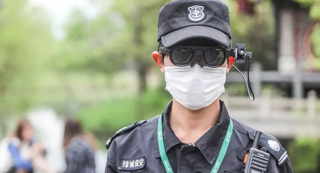 Trung Quốc tạo ra kính thông minh để nhận dạng người mắc COVID-19 Trung Quoc tao ra kinh thong minh de nhan dang nguoi mac COVID-19