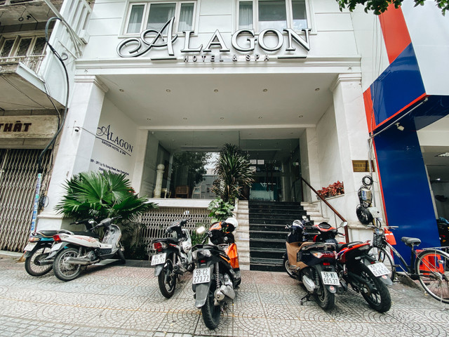 Những toà nhà trăm tỷ giữa Sài thành - Hình 2 Nhung toa nha tram ty giua Sai thanh-Hinh-2