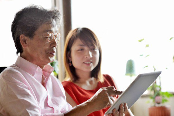 Đêm tân hôn tôi hóa đá khi chồng mở cửa phòng Dem tan hon toi hoa da khi chong mo cua phong