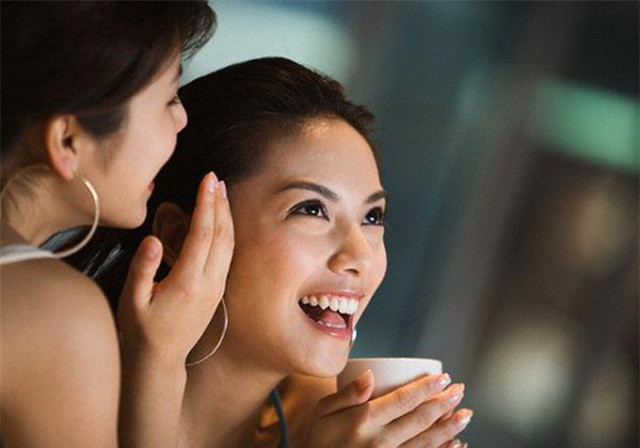 Chị em dâu chung một "chiến hào" ở nhà chồng Chi em dau chung mot