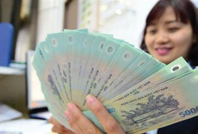 Phạt 100 triệu nếu chậm trả lương nhân viên không đúng hẹn Phat 100 trieu neu cham tra luong nhan vien khong dung hen