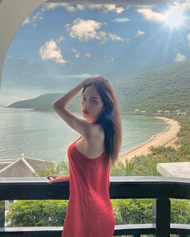 Khuyết điểm sắc vóc của Hương Giang lại là lợi thế của mọi hoa hậu - Hình 5 Khuyet diem sac voc cua Huong Giang lai la loi the cua moi hoa hau-Hinh-5