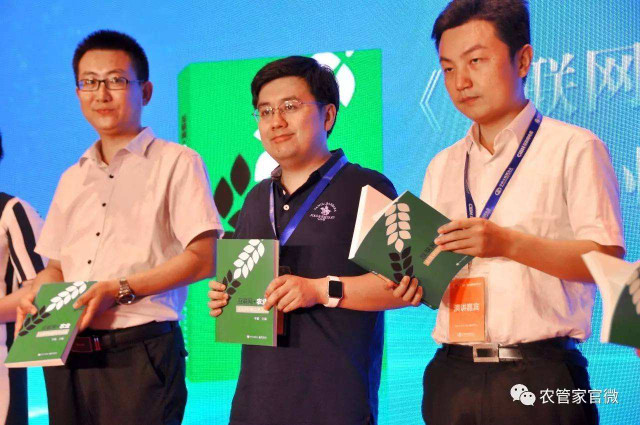Cuộc sống như ông hoàng cùa các sao nhí đình đám một thời - Hình 3 Cuoc song nhu ong hoang cua cac sao nhi dinh dam mot thoi-Hinh-3