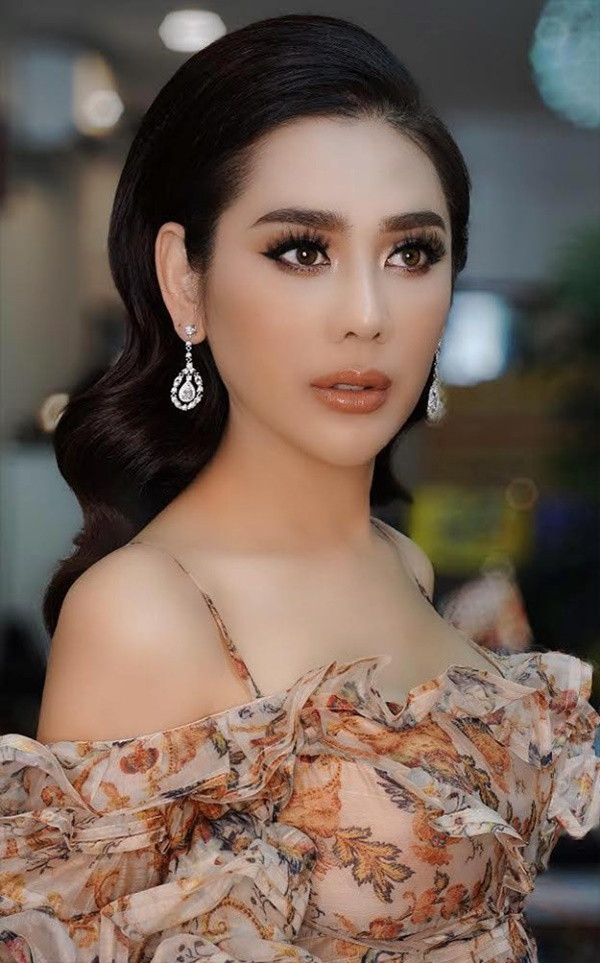 3 mỹ nhân Việt chuyển giới tự thú về khả năng 'giường chiếu' - Hình 6 3 my nhan Viet chuyen gioi tu thu ve kha nang 'giuong chieu'-Hinh-6