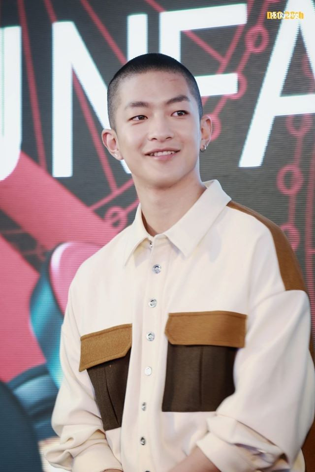 4 vụ ngoại tình, bê bối tình dục gây chấn động showbiz - Hình 4 4 vu ngoai tinh, be boi tinh duc gay chan dong showbiz-Hinh-4