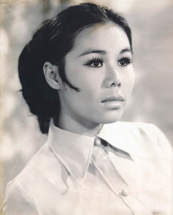 Thanh Tuyền: Cát-xê 5 cây vàng một đêm bỗng chốc thành công nhân in Thanh Tuyen: Cat-xe 5 cay vang mot dem bong choc thanh cong nhan in