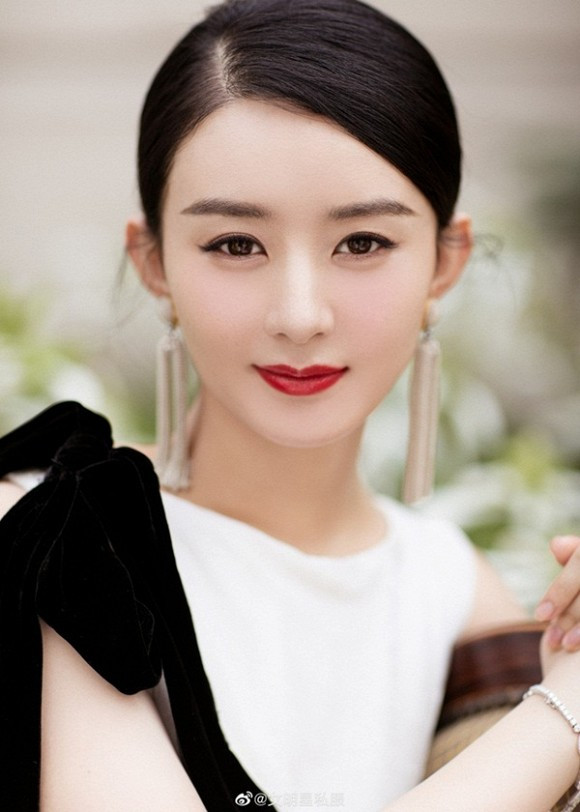 Triệu Lệ Dĩnh lột xác ngoạn mục theo thời gian khi lộ ảnh cũ - Hình 8 Trieu Le Dinh lot xac ngoan muc theo thoi gian khi lo anh cu-Hinh-8