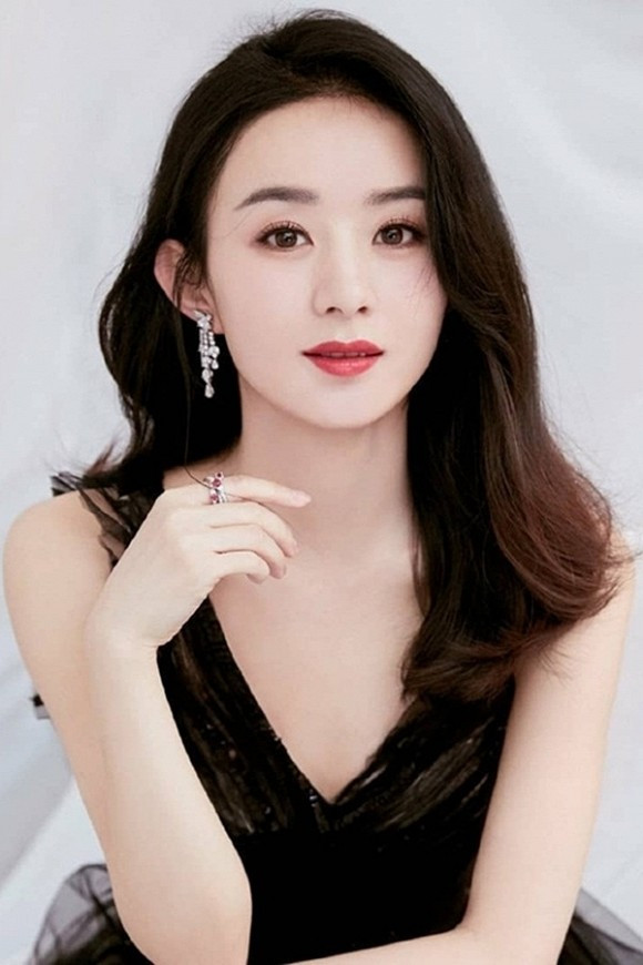 Triệu Lệ Dĩnh lột xác ngoạn mục theo thời gian khi lộ ảnh cũ - Hình 7 Trieu Le Dinh lot xac ngoan muc theo thoi gian khi lo anh cu-Hinh-7