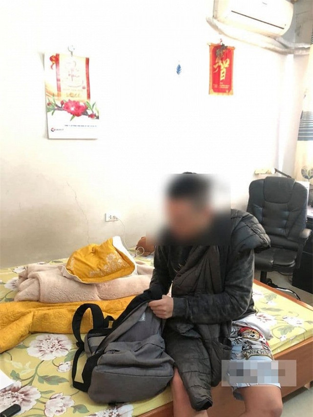 Chồng lén rút tiền tiết kiệm chung để giúp người yêu cũ sinh nở - Hình 3 Chong len rut tien tiet kiem chung de giup nguoi yeu cu sinh no-Hinh-3