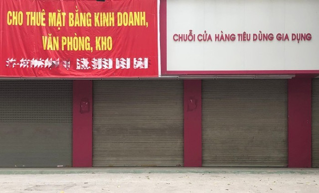 Quyết không giảm giá thuê mặt bằng, 'cố đấm ăn xôi' rồi cùng chết - Hình 2 Quyet khong giam gia thue mat bang, 'co dam an xoi' roi cung chet-Hinh-2
