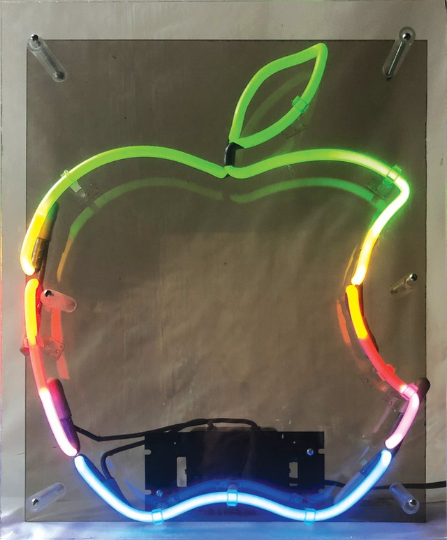 Những kỷ vật bằng cả gia tài của Apple - Hình 11 Nhung ky vat bang ca gia tai cua Apple-Hinh-11
