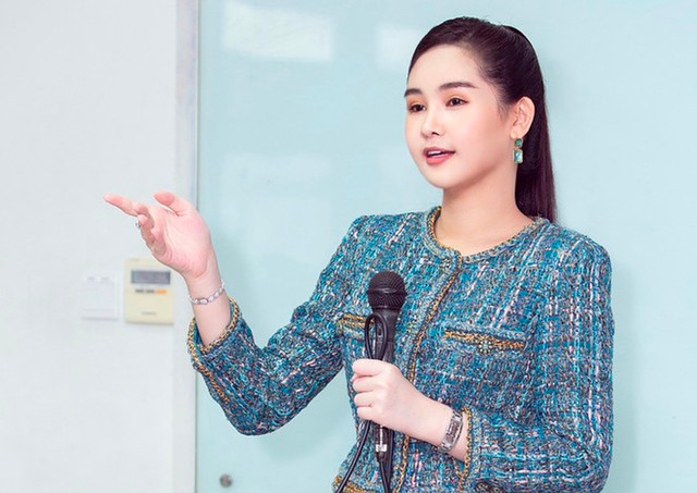 3 nữ giảng viên 'hot' nhất hiện nay - Hình 2 3 nu giang vien 'hot' nhat hien nay-Hinh-2