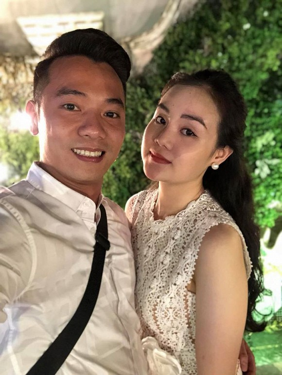 Chuyện tình đẹp của dàn diễn viên trong phim 'Cô gái nhà người ta' - Hình 11 Chuyen tinh dep cua dan dien vien trong phim 'Co gai nha nguoi ta'-Hinh-11
