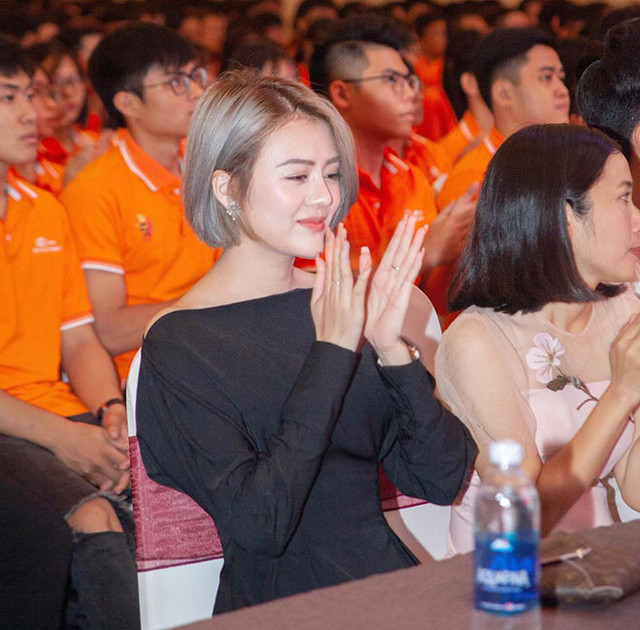 Mỹ nhân võ thuật Việt đẹp mê hồn: Bay người kẹp cổ như phim - Hình 5 My nhan vo thuat Viet dep me hon: Bay nguoi kep co nhu phim-Hinh-5