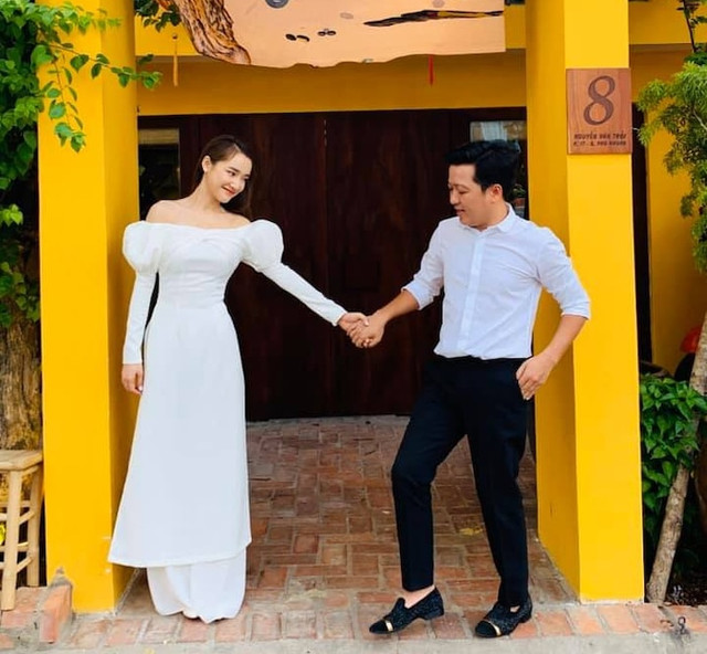 Nhã Phương - Trường Giang nhắng nhít như thuở mới yêu - Hình 6 Nha Phuong - Truong Giang nhang nhit nhu thuo moi yeu-Hinh-6